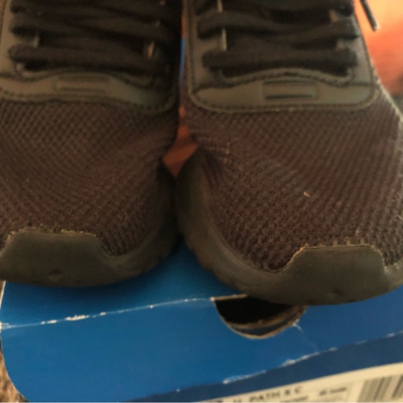 Boys shoes 11c - Picture 3 of 4